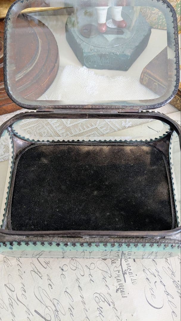 ガラス製装飾ジュエリーボックス ベベルガラス 宝石箱