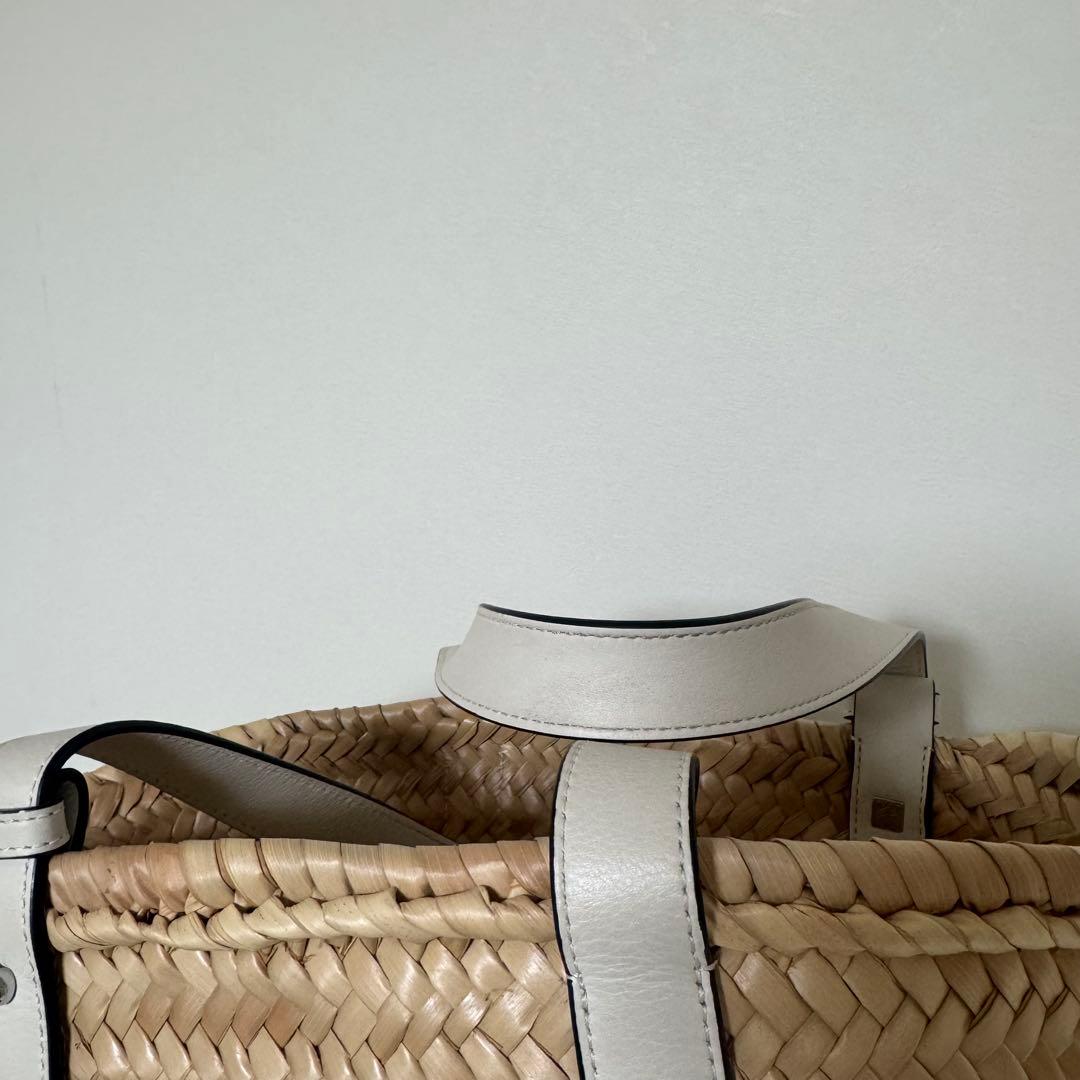 ロエベ　LOEWE ホワイト　カゴバッグ