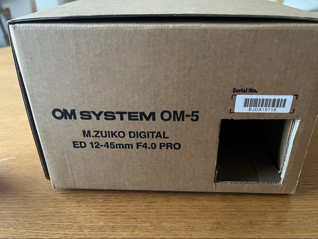 OM SYSTEM OM-5 12-45mm F4.0 PRO ブラック