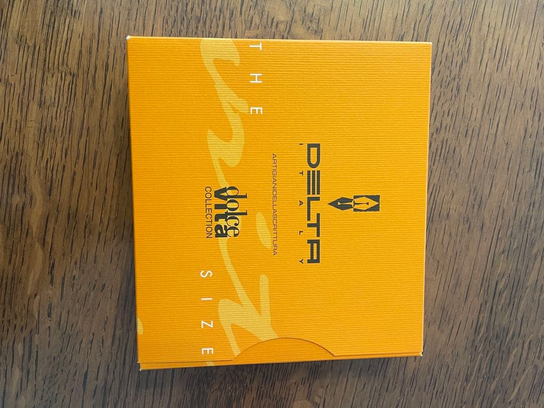 初期DELTA ドルチェビータミディアム万年筆