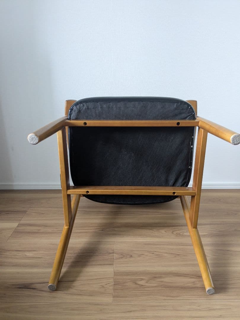 カリモク60 Dチェア　ブラック