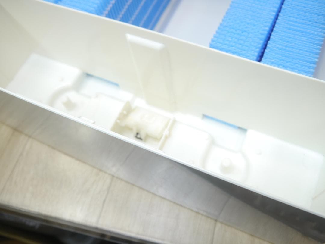 送料無料・／フィルター新品同様❤ダイニチ 加湿器 HD-243 ハイブリッド