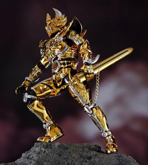 風*と様 S.H.Figuarts（真骨彫製法） 黄金騎士ガロ（冴島鋼牙）輸送箱