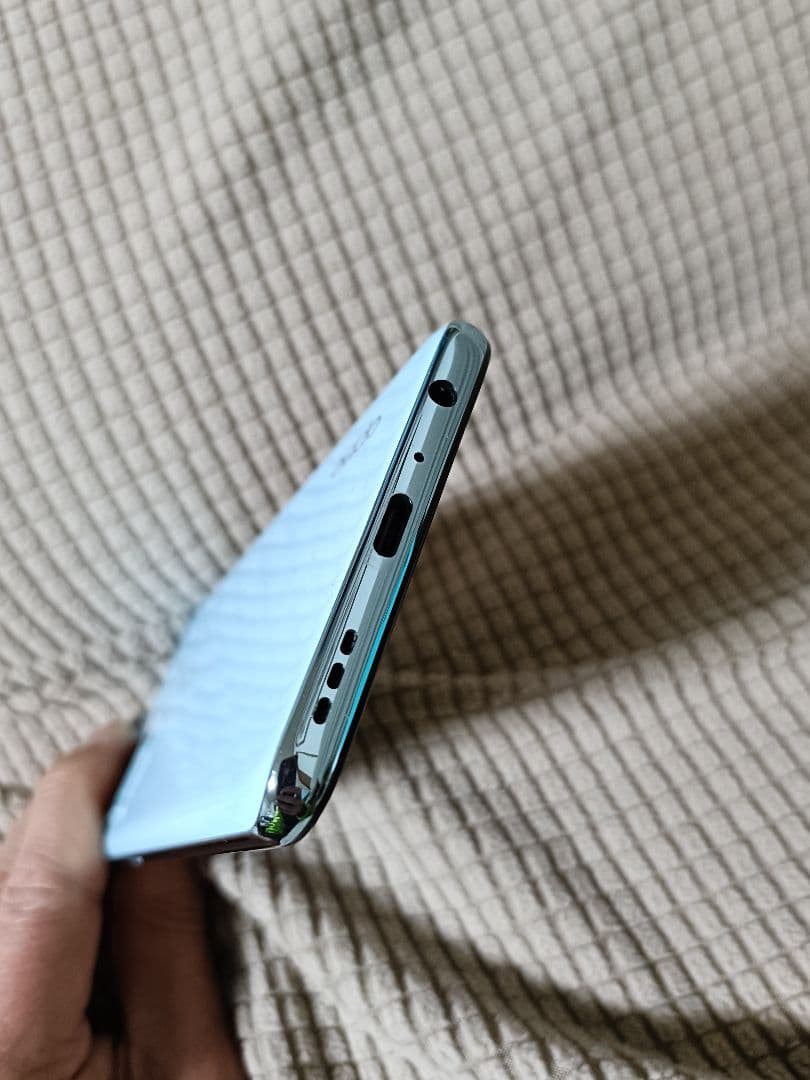 スマートフォン本体 OPPO Reno5 A