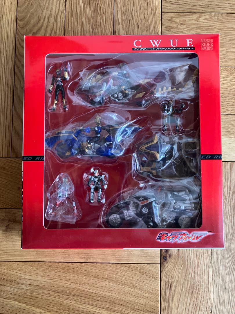 未開封 バンダイ C.W.U.E. 栄光のライダーマシーン 仮面ライダーセット