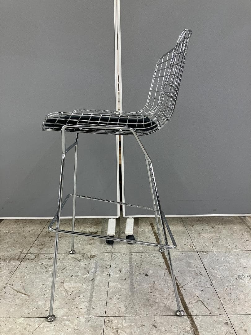 ハイチェア N plus リプロダクト ハリー・ベルトイア シルバー①