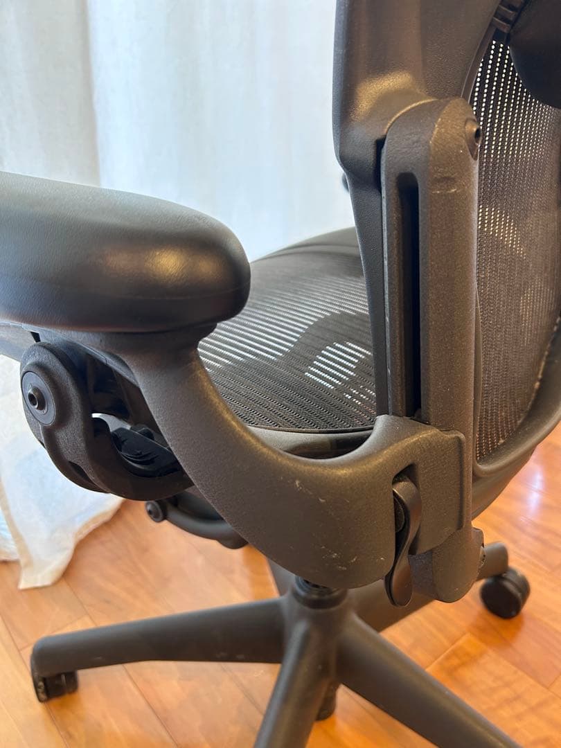 アーロンチェア