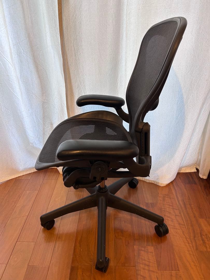 アーロンチェア