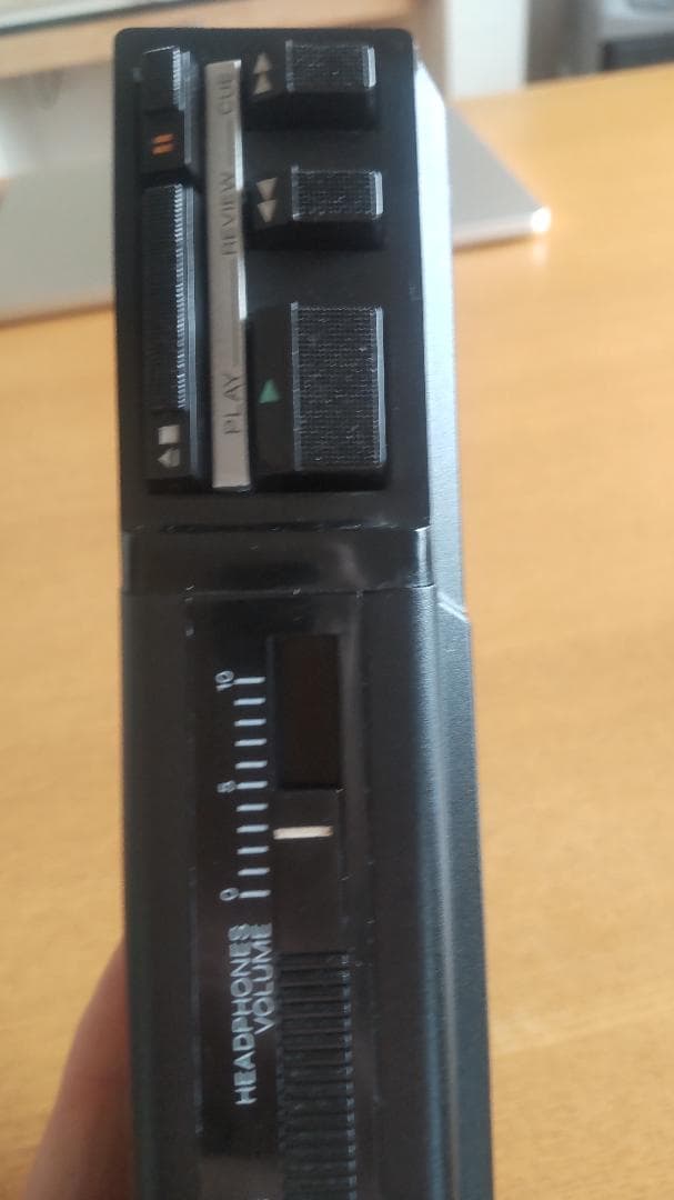 SONY ウオークマン　プロフェッショナル　初期型