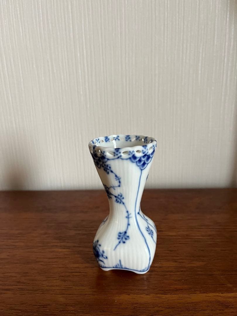 ロイヤルコペンハーゲン ブルーフルーテッド フルレース　花瓶　フラワーベース