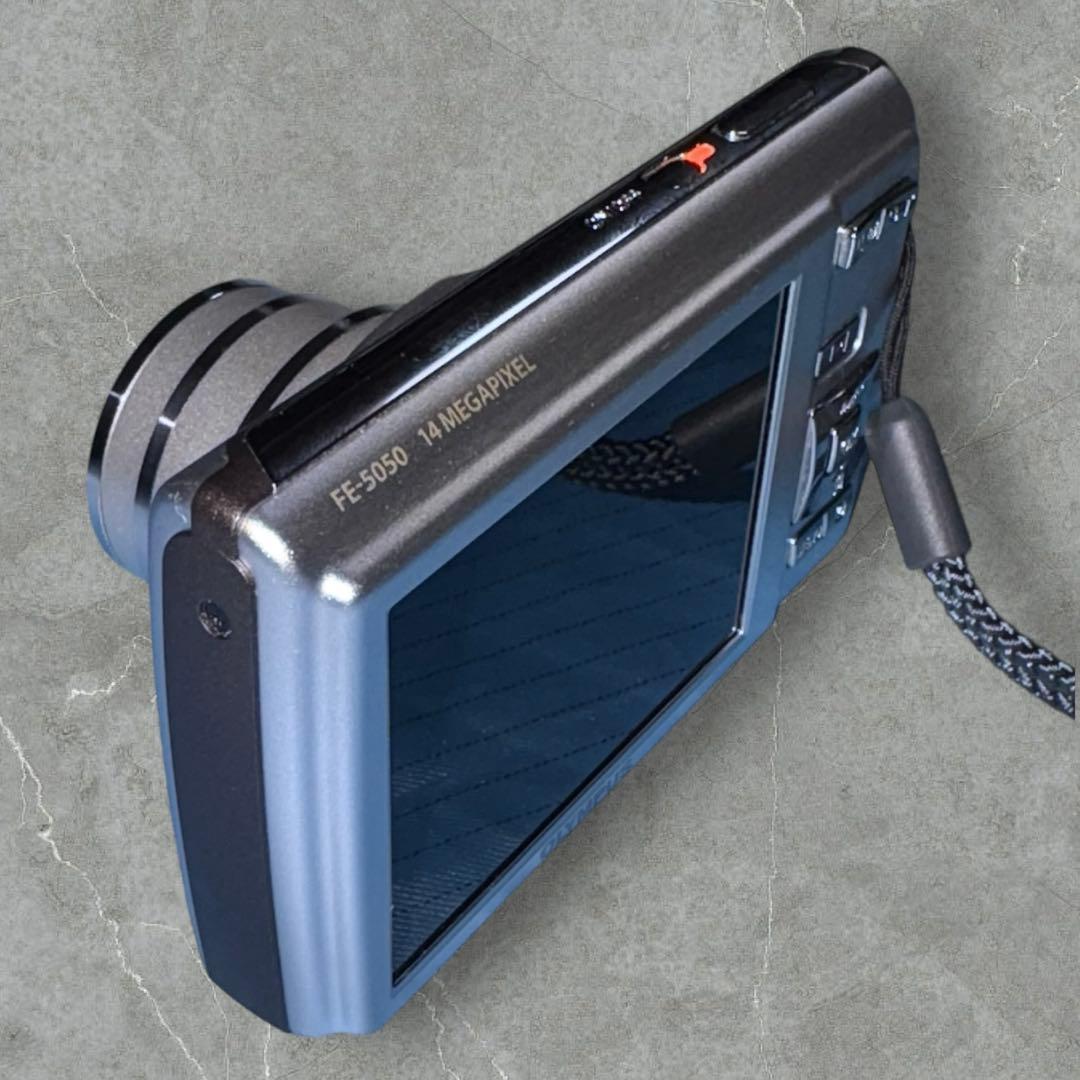 OLYMPUS FE-5050 コンパクトデジタルカメラ　1400万画素