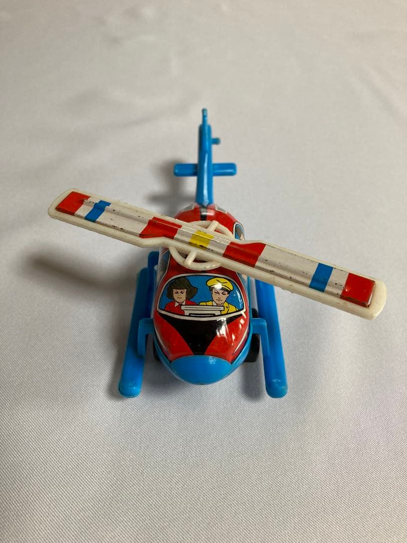 【まとめ売り4点】ブリキTONKA 救急車　ヘリ　汽車　イチコー電車