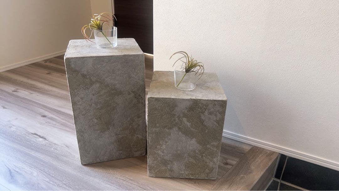 Ucha コンクリート調　サイドテーブル　物置台　飾り棚