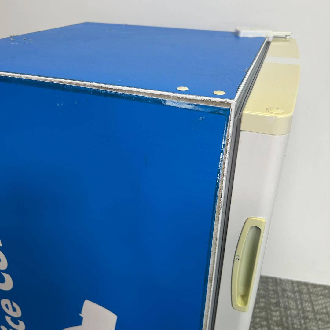 A.業務用 冷蔵ショーケース オフィスコンビニ XW-105 左右開き 小型