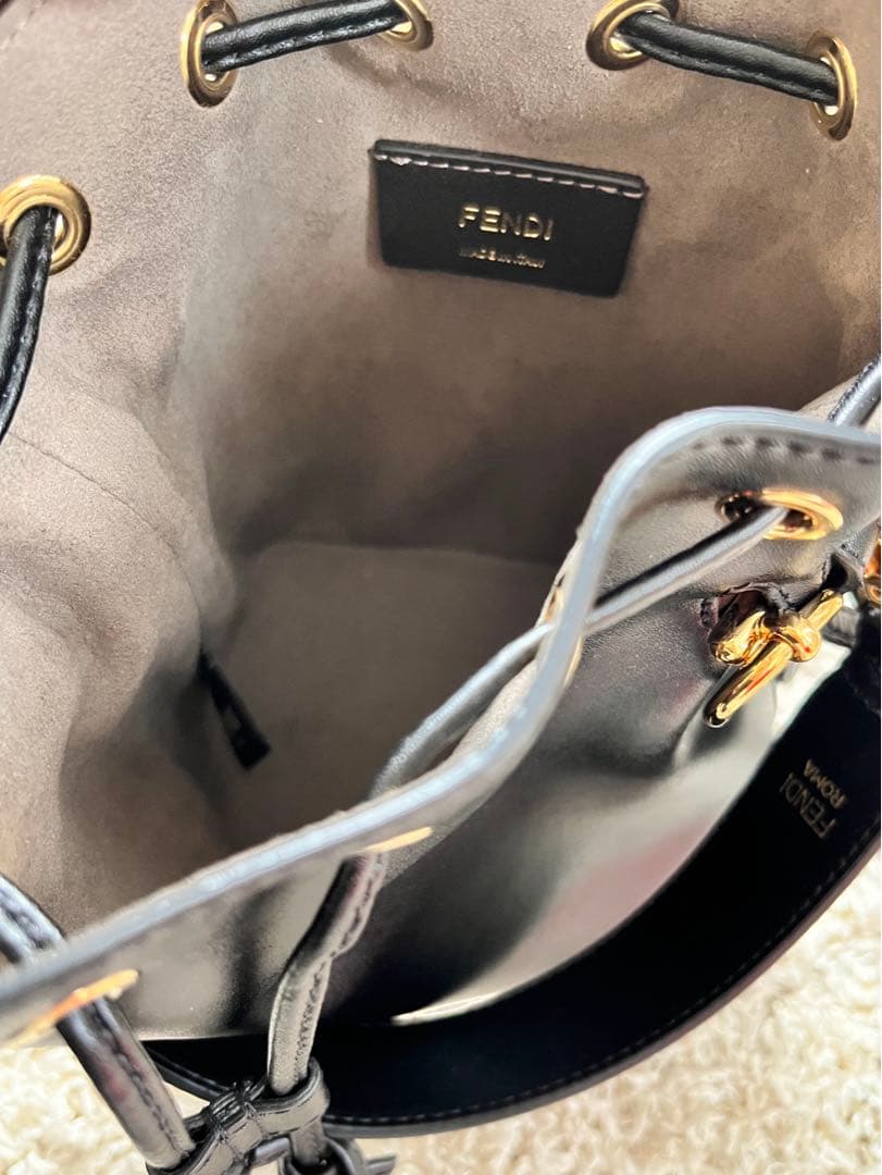 FENDI フェンディ モントレゾール