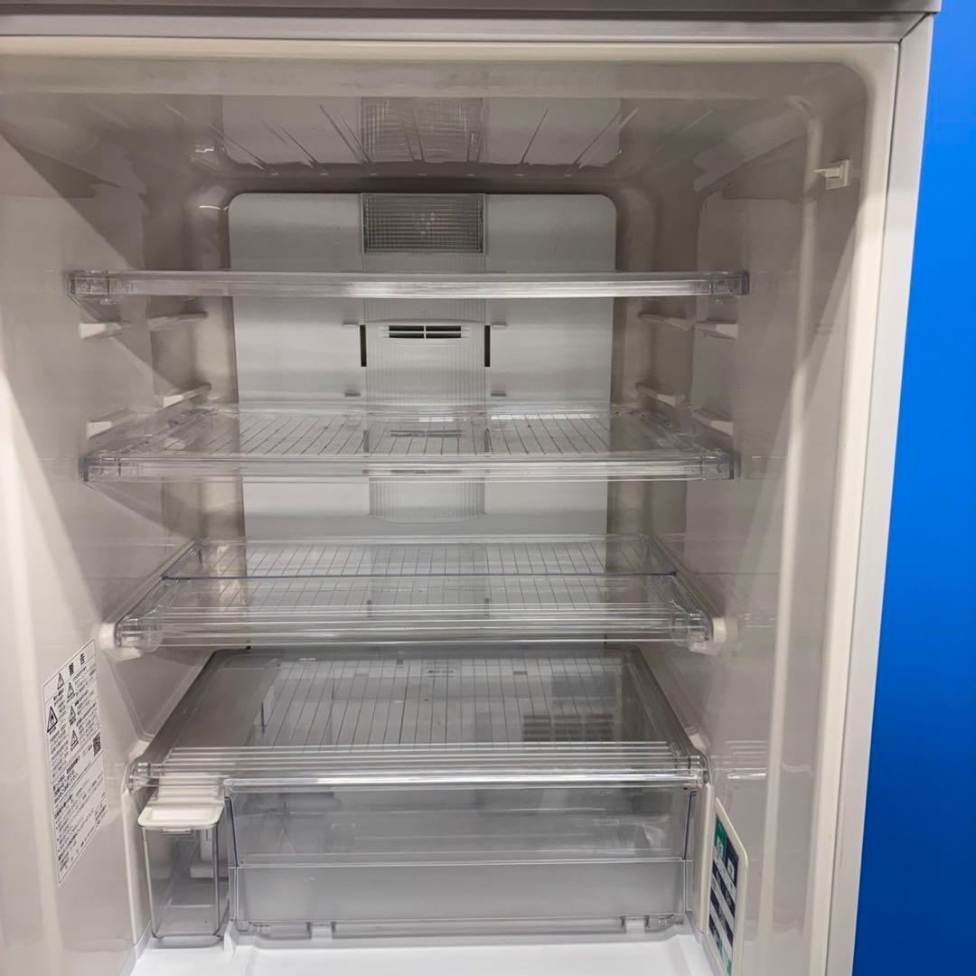 667 SHARP 大型冷蔵庫　どっちもドア　300L強　自動製氷　小型350L