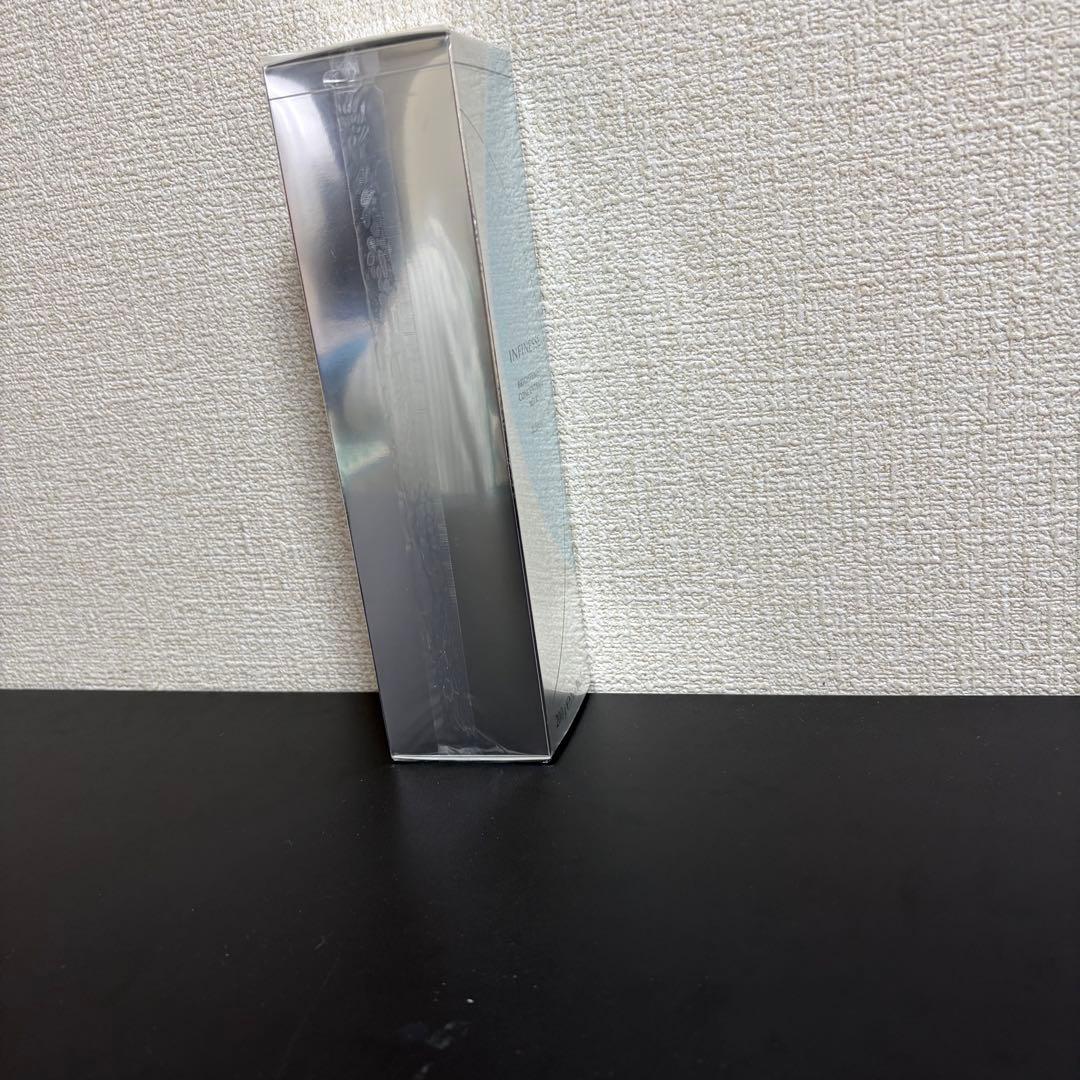 アンフィネスブライトニングコンセントレートミルク& M•A•Cリップグレイザー