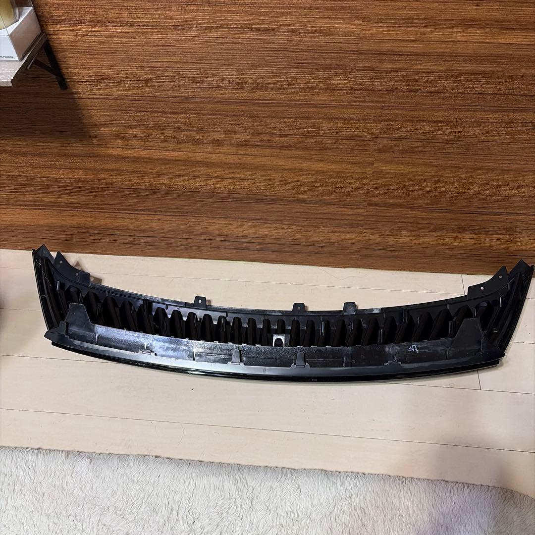 60ハリアー純正フロントグリル