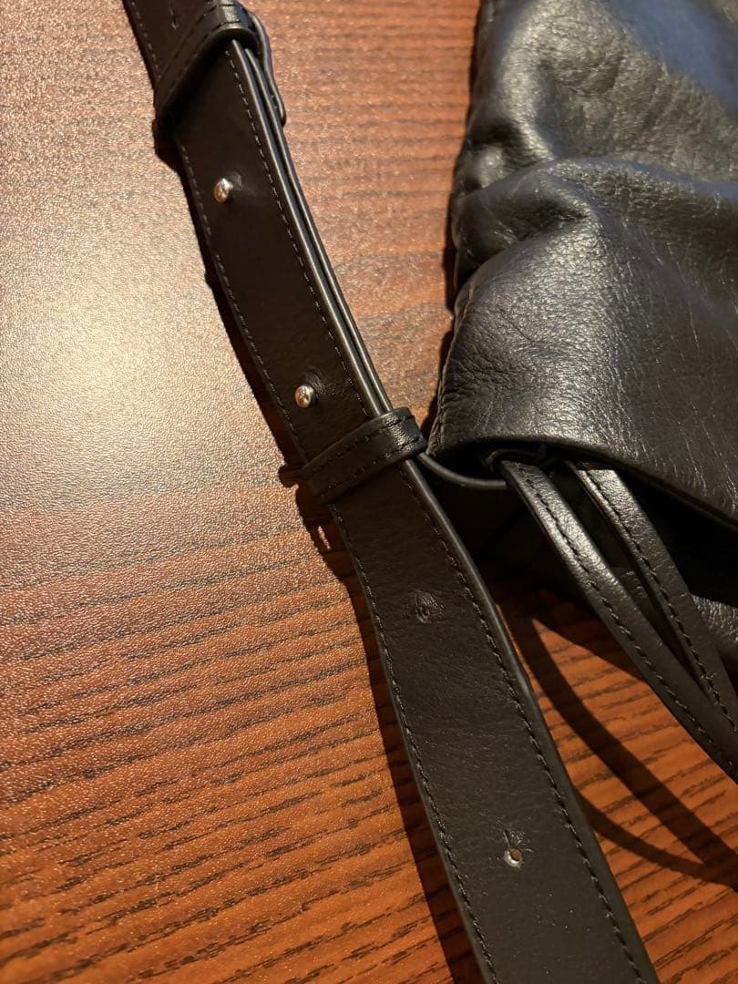 ear PAPILLONNER レザー フラップショルダーバッグ 黒