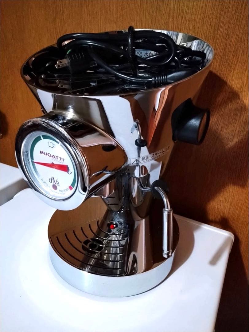 イタリア製BUGATTI diva エスプレッソマシン シルバー