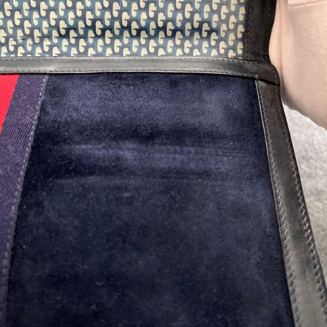 GUCCI スエード　シェリーラインセカンドバック　クラッチバック　ネイビー