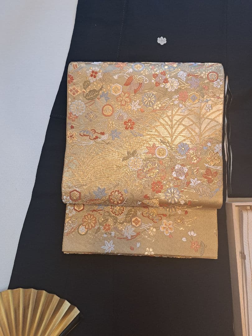 美品❇️豪華黒留袖　手描友禅暈し染め ５つ紋　比翼仕立て　ブルセット