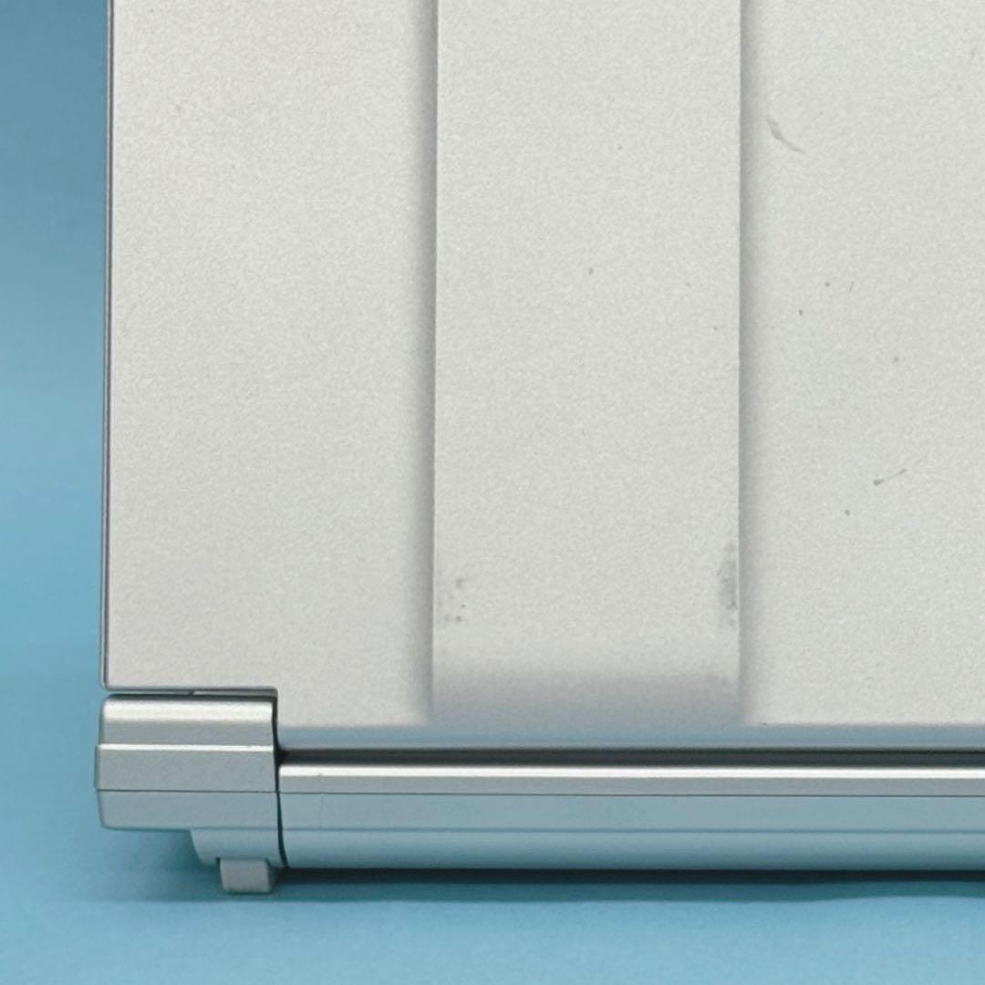 649 レッツノートCF-SV1 第11世代 16GB 256GB