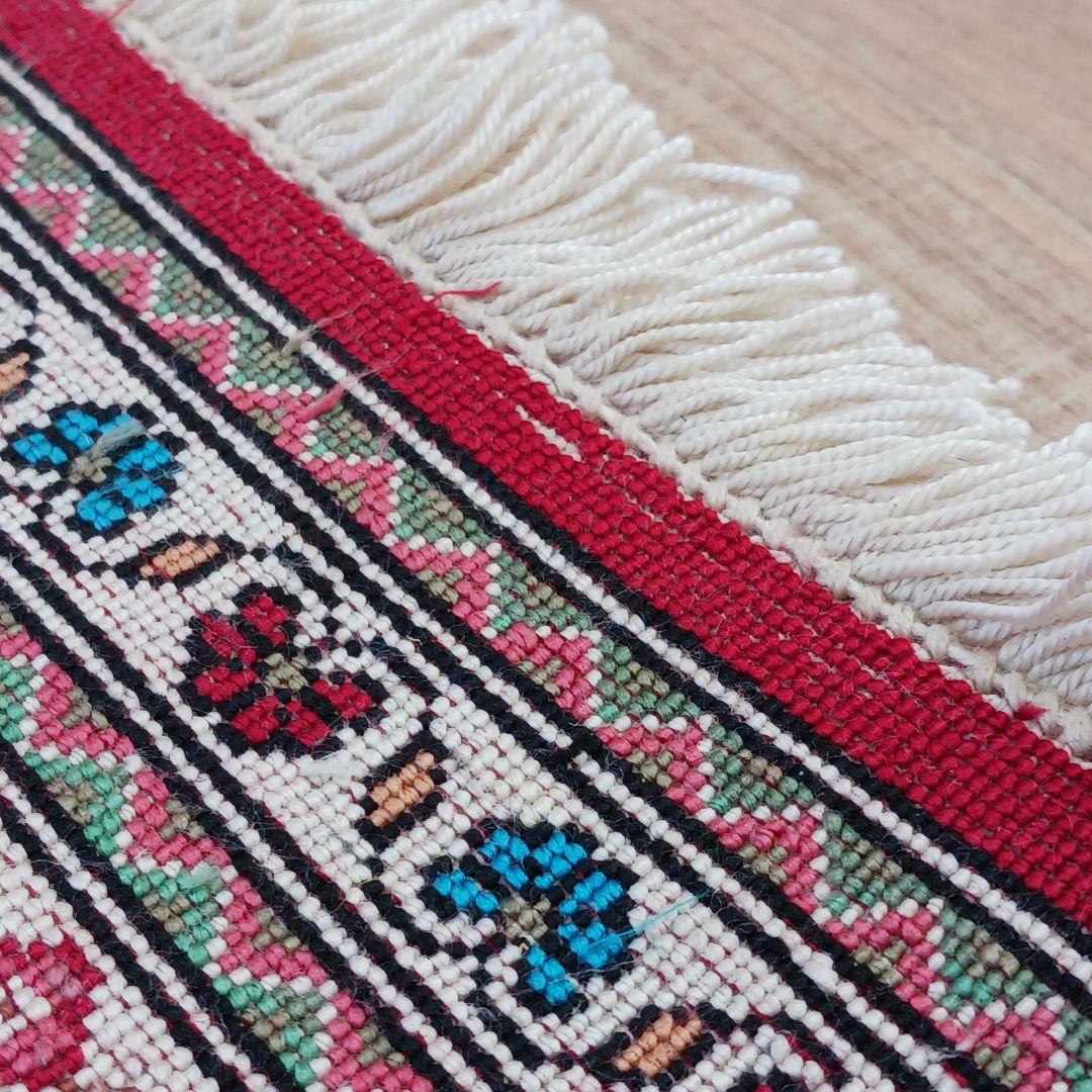 Y2622 ペルシャ絨毯 クム シルク100% 手織り72万ノット ヘシティ