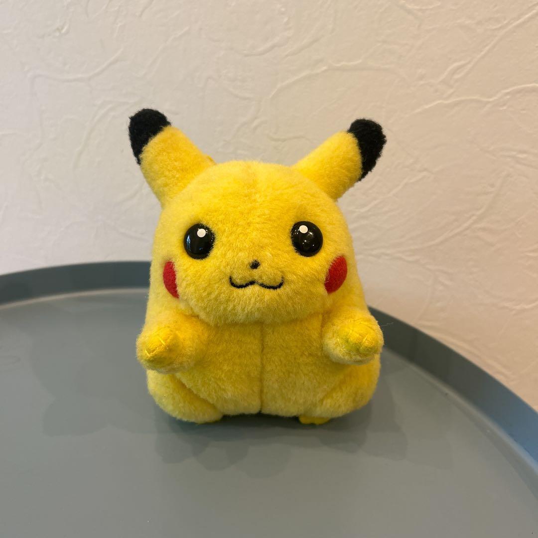かわいめ　TOMY ピカチュウ ポケモン 初期 ぬいぐるみ