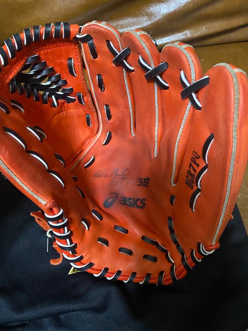 アシックス　ゴールドステージ　軟式　投手　グローブ　ダルビッシュ　全紐交換済み