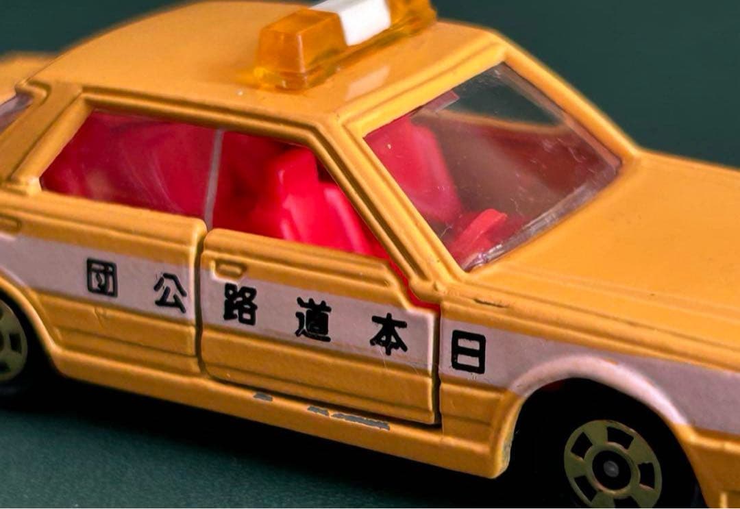 日本製 トミカ ニッサン セドリック 4ドアハードトップ 3台セット Y30