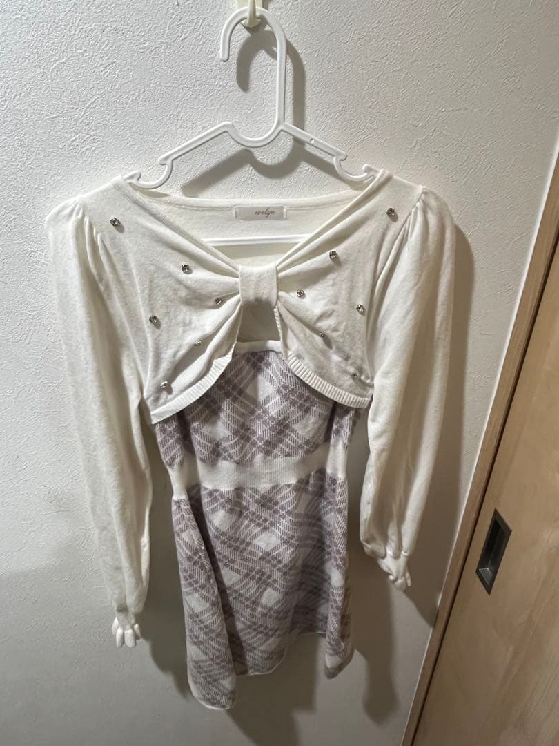 evelyn エブリン 長袖チェックリボンニット ピンク