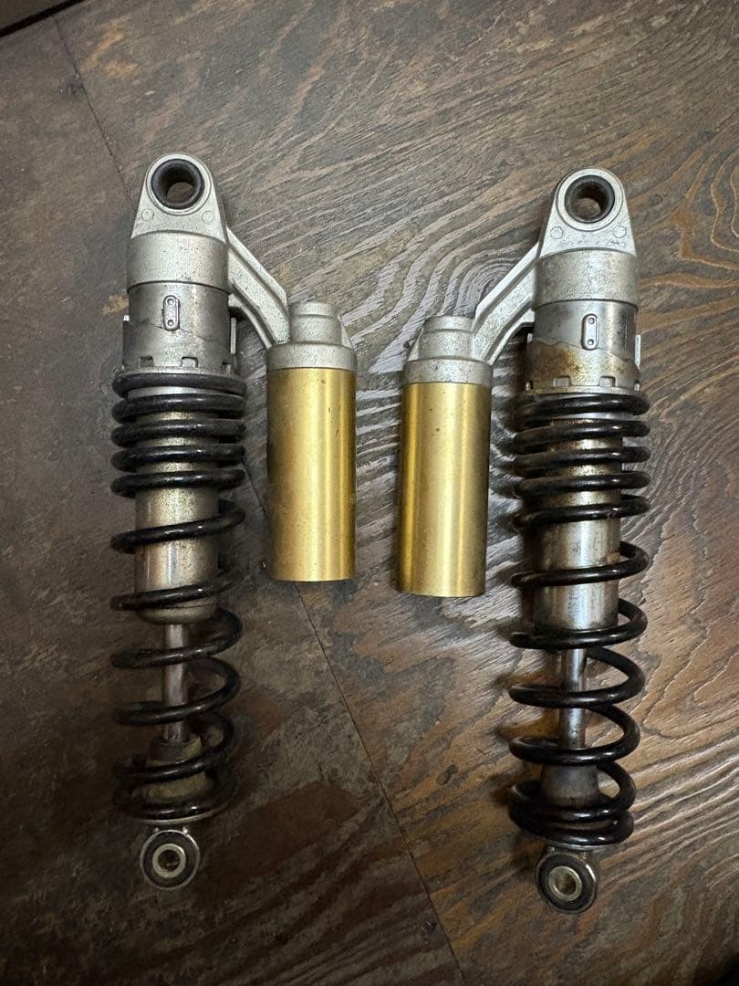 SHOWA CB400 純正リアサスペンション