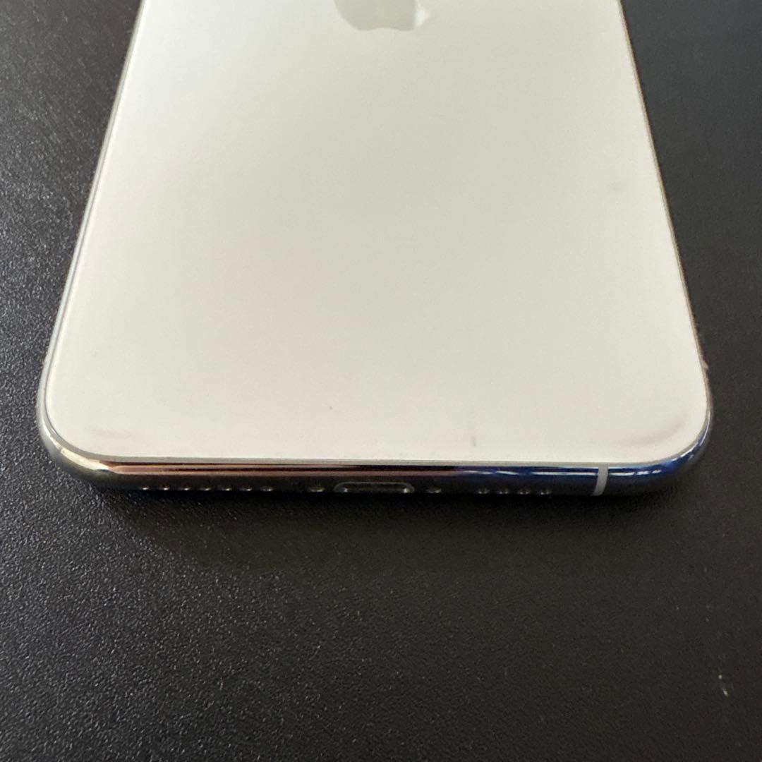 iPhone11pro max シルバー