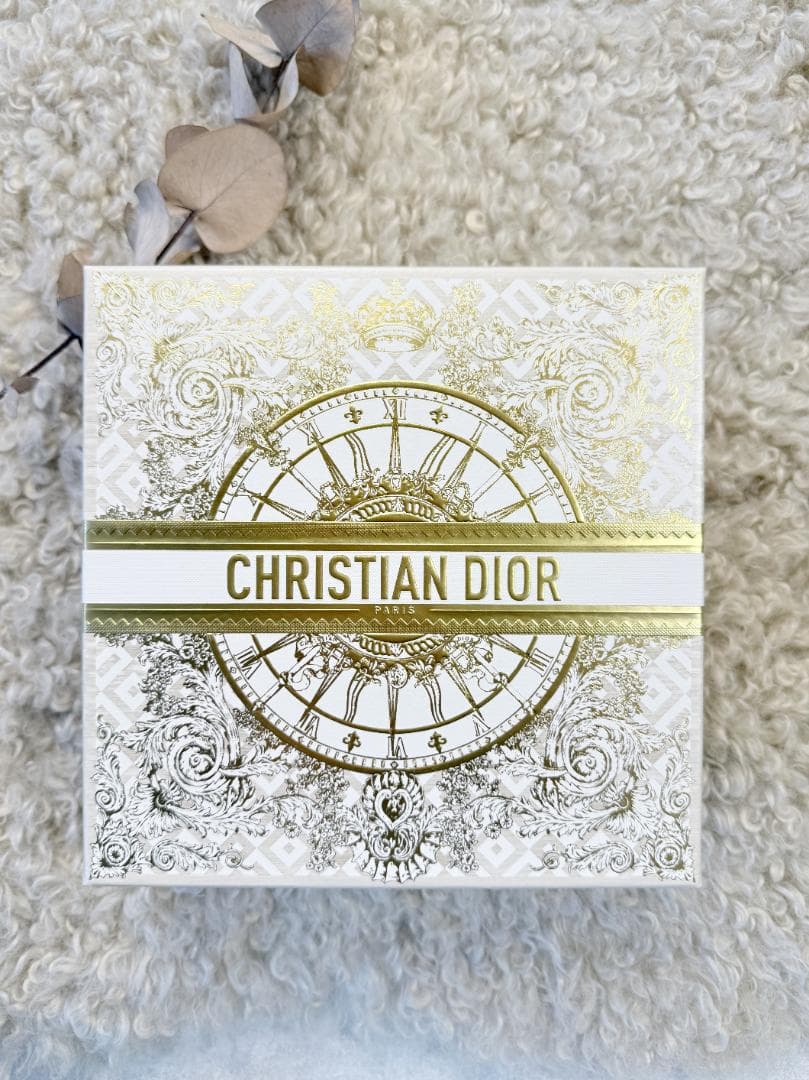 未使用　ディオール　Dior　エクランクチュールマルチユース　ホリデー限定