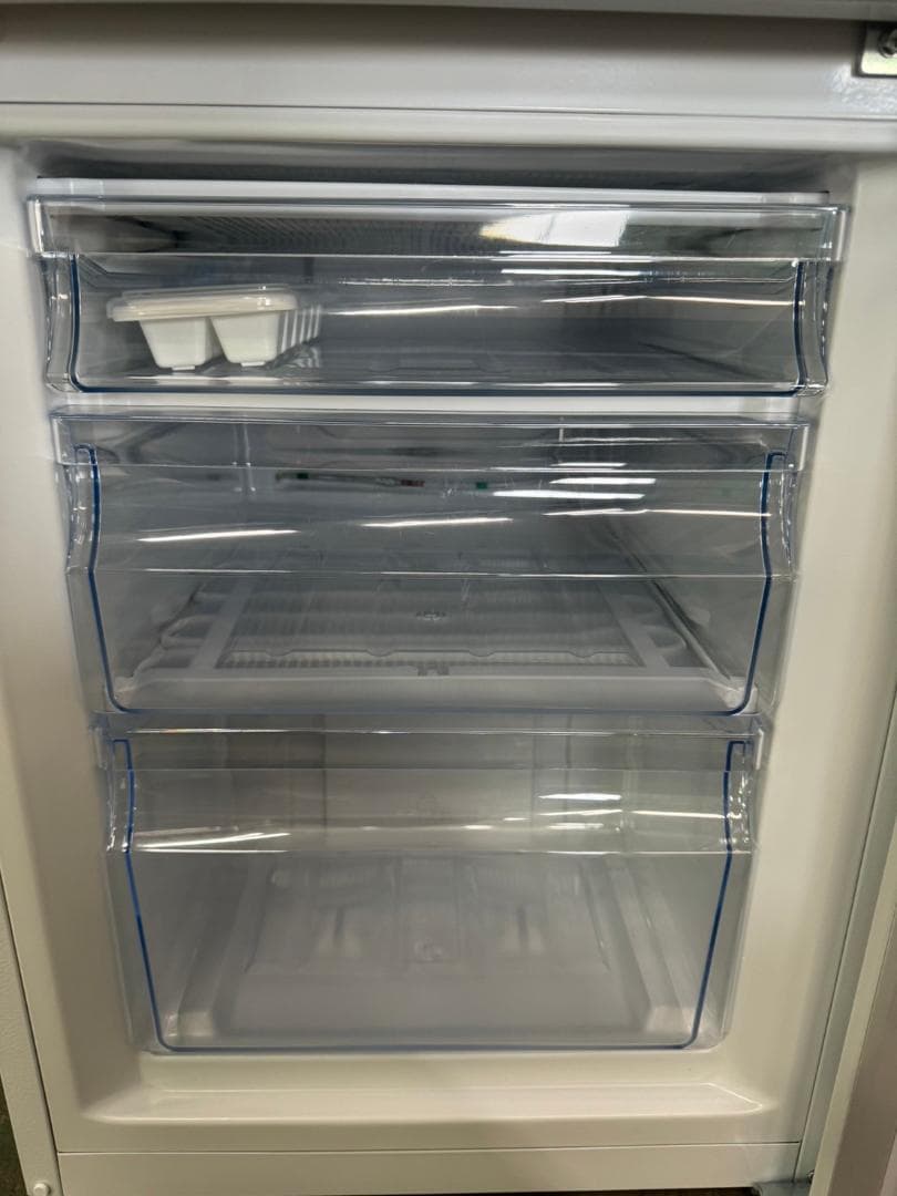 【美品】大阪送料無料★3か月保障付き★2023年★HR-D1701W★R-172