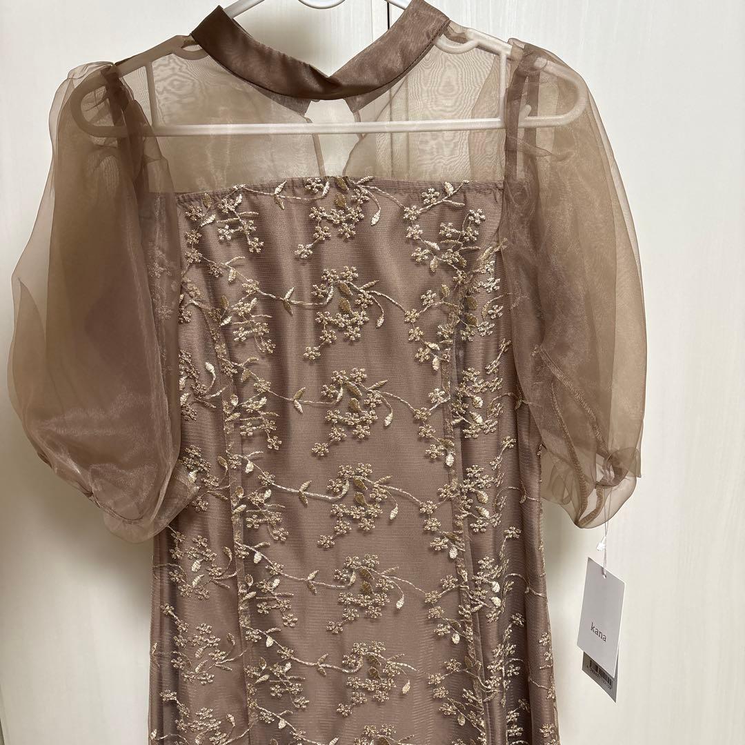 kana シアー素材 ボリューム袖 レース オケージョン ドレス モカ　Sサイズ