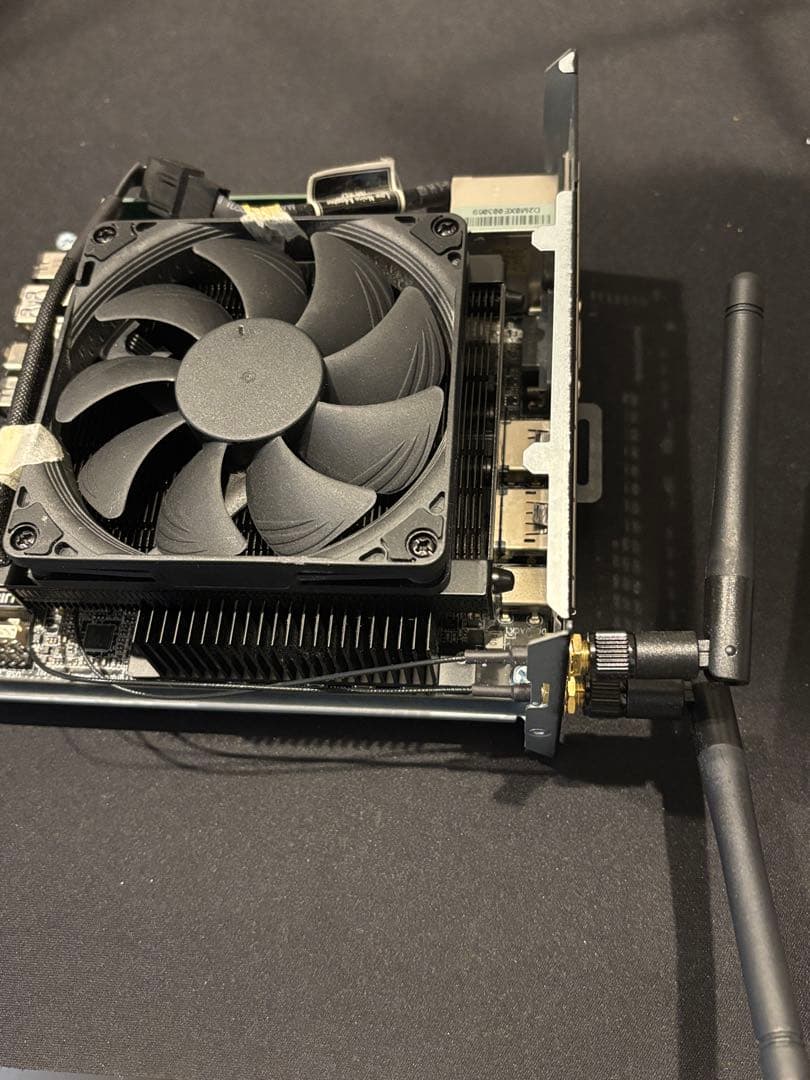 超小型/静音DeskMini A300 Ryzen5 3400G 16GB 2T