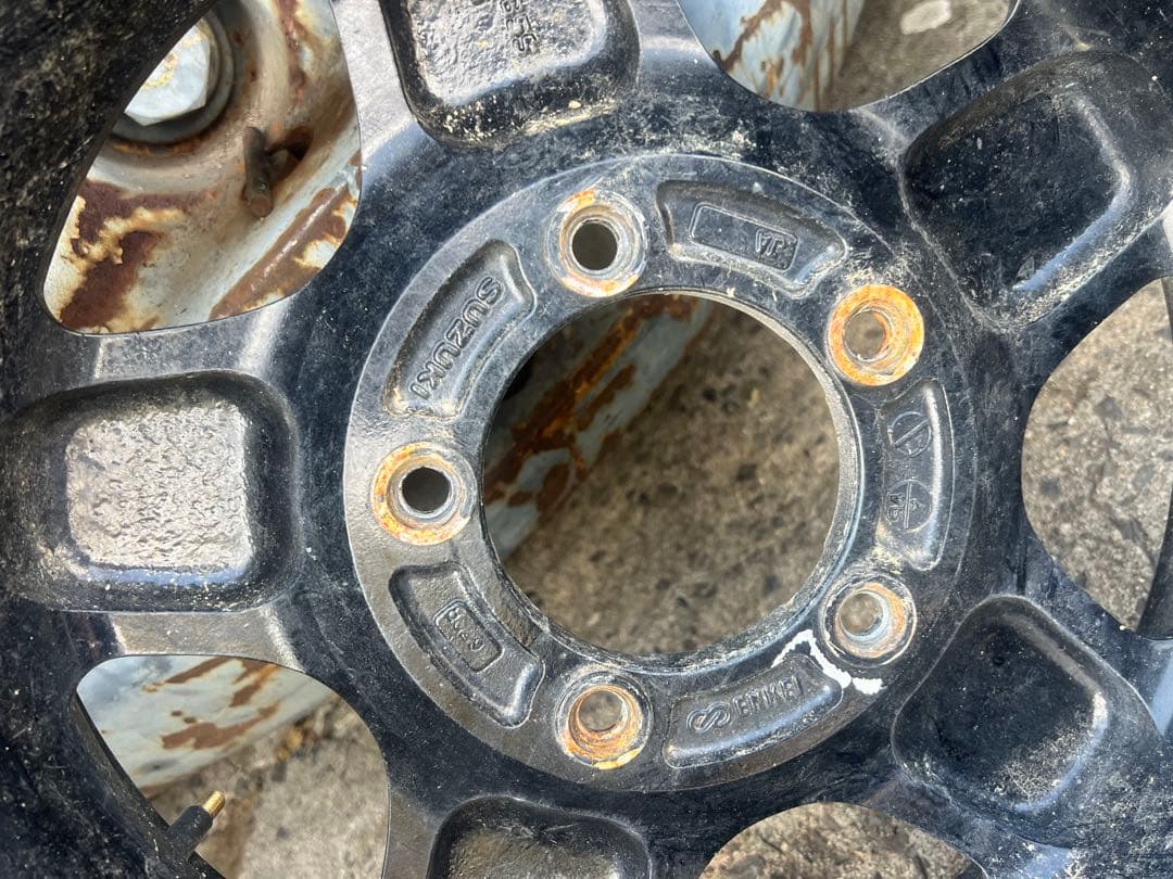 ジムニー純正逆ばきホイール