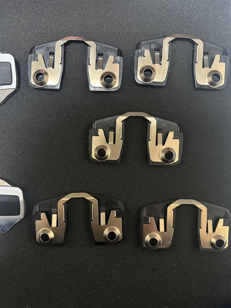 TRD ドアスタビライザー 汎用　 品番：MS304-00001