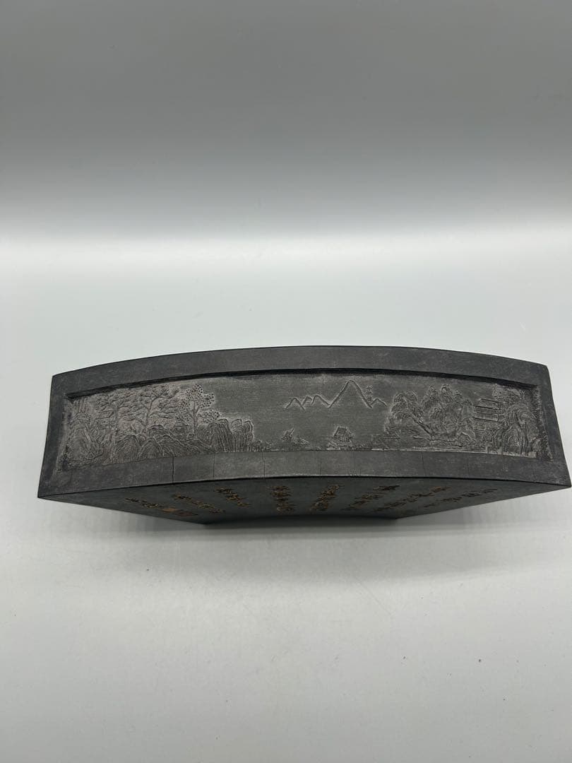 【骨董品】中国　古墨　扇形硯箱 石材 風景彫刻