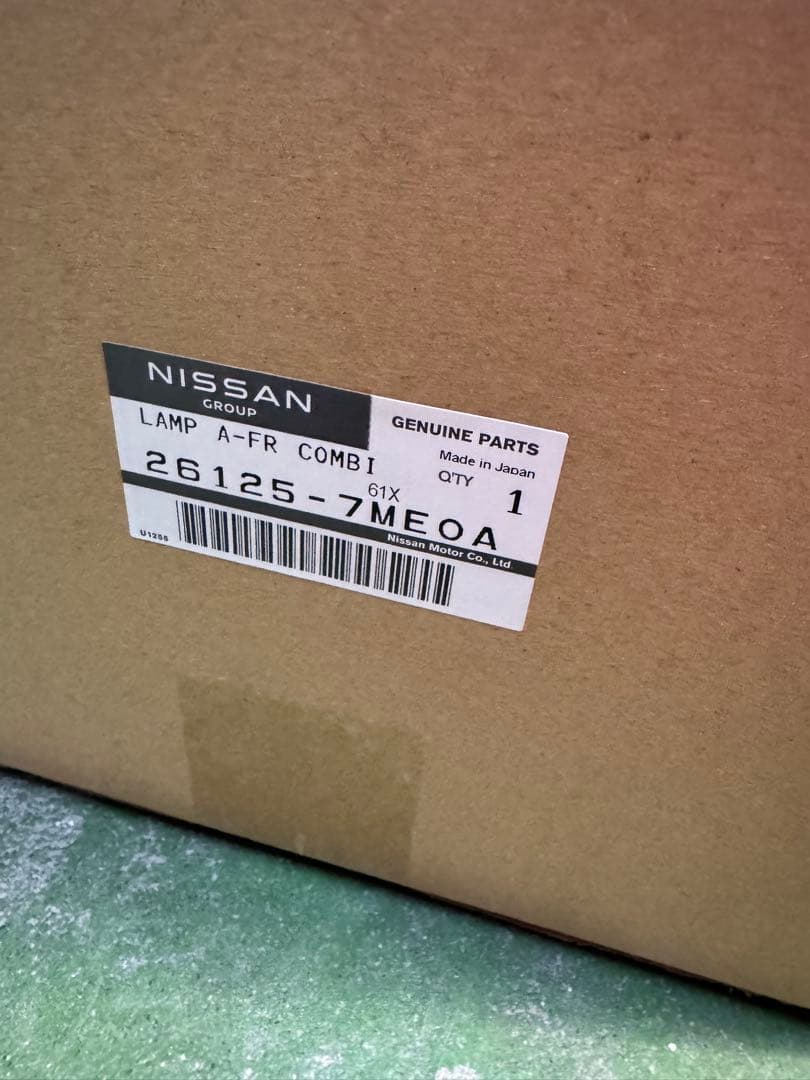 日産ルークス　デイズ40〜45系等ポジションウインカーLED左　美品