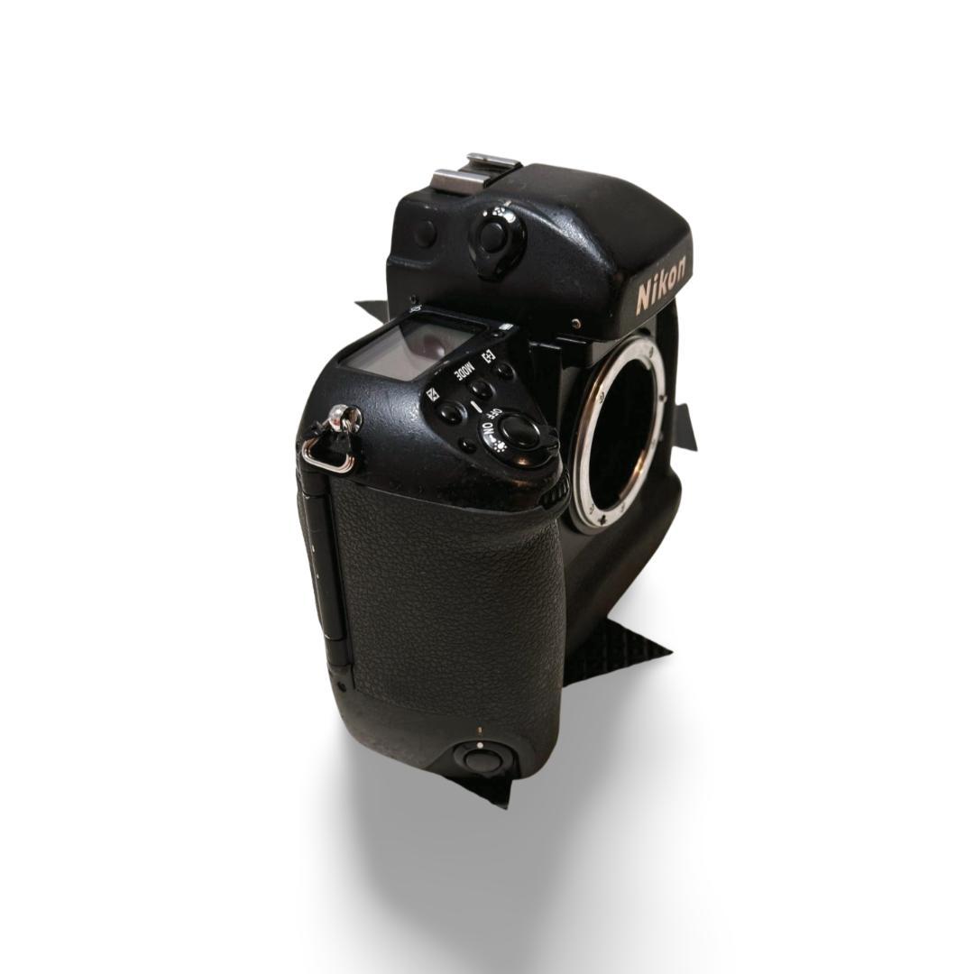 Nikon F5 ボディ シャッター確認済 キャップ付