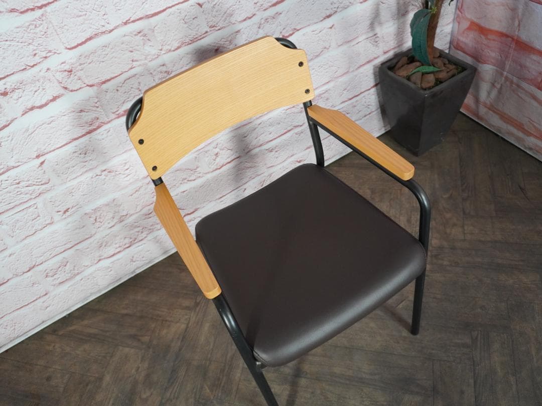 unico/ウニコ HOXTON/ホクストン アームダイニングチェア ブラウンa