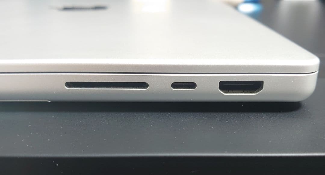MacBook本体 MacBook Pro (14inch, 2021) M1 pro 16 512