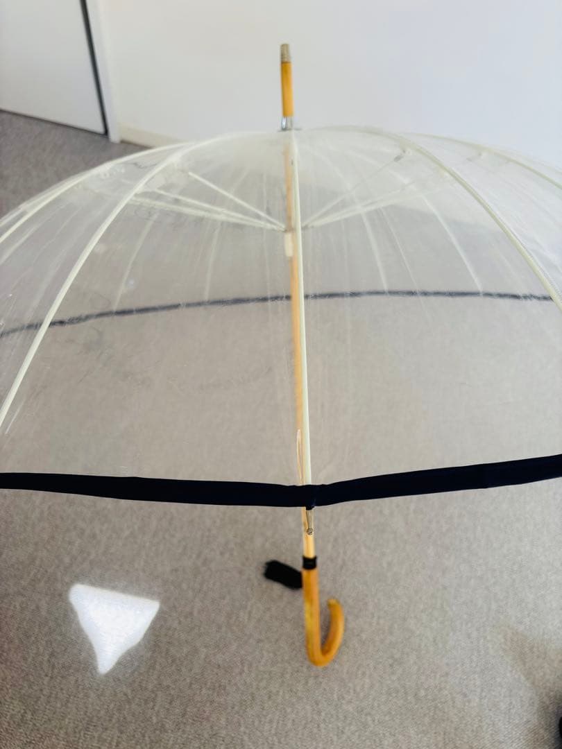 宮内庁御用達THIRD magagine ホワイトローズ社マリソル　ビニール雨傘