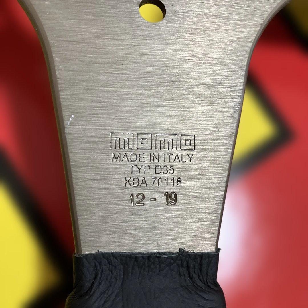 MOMO RACE ステアリングホイール 35