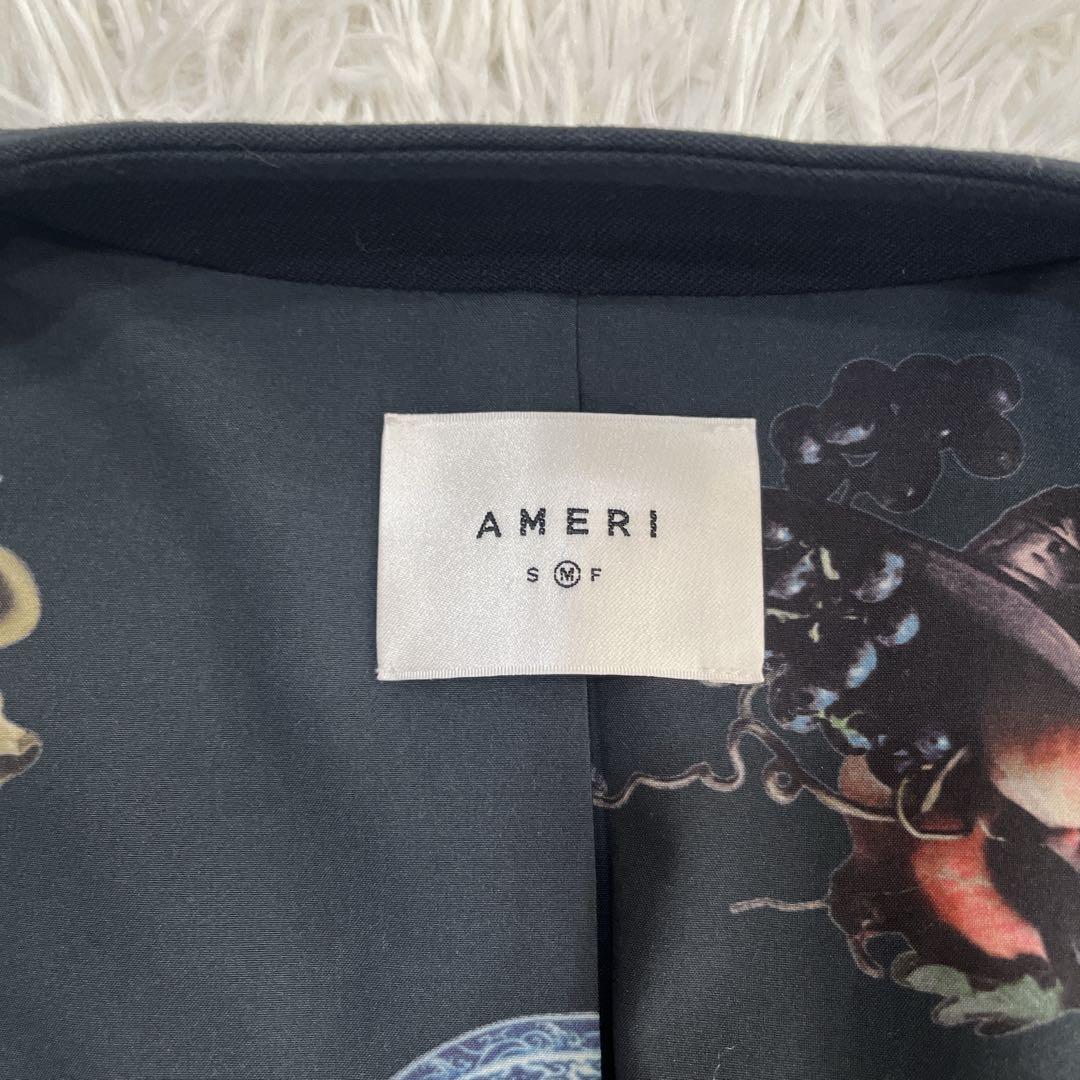 ＡＭＥＲＩ【M】 テーラードジャケット、コート 脱いでも素敵な総柄裏地。