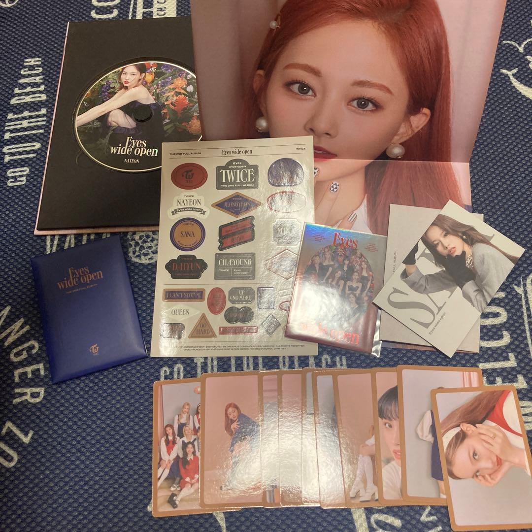 TWICE アルバム まとめ売り　トレカ120枚ほど付き　アルバム15枚