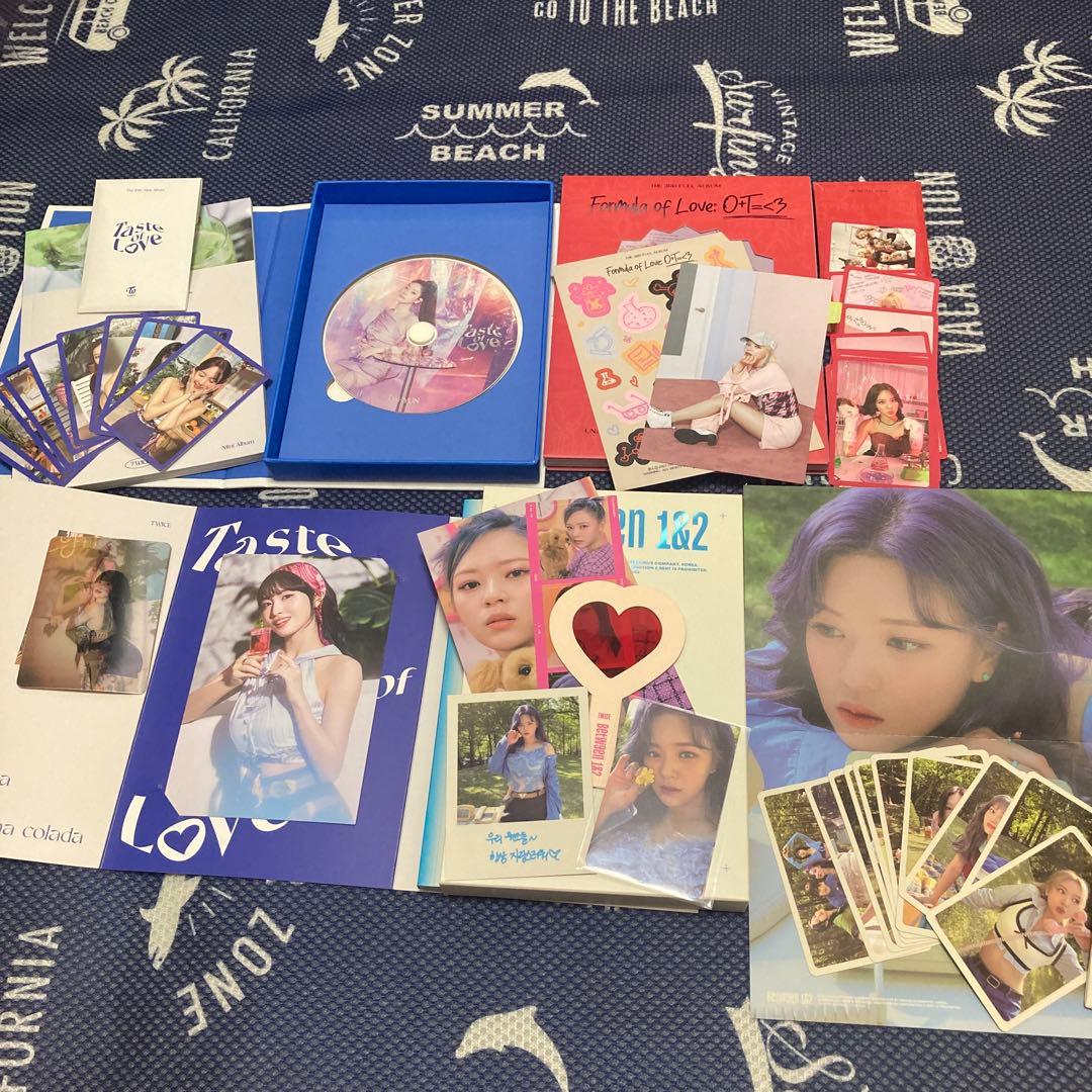 TWICE アルバム まとめ売り　トレカ120枚ほど付き　アルバム15枚